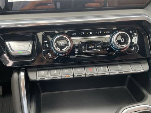 Used 2024 GMC Sierra 2500 Denali Ultimate w/ Max Trailering Package image 36