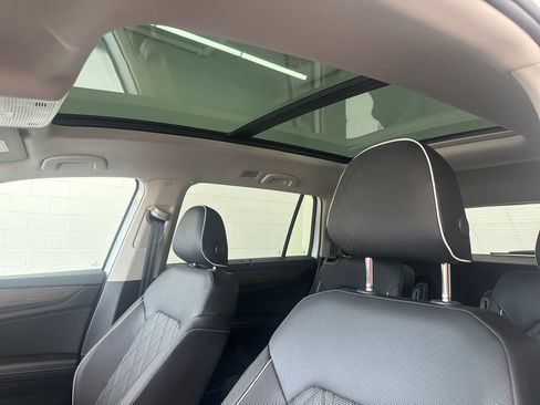 New 2026 Volkswagen Atlas SEL Premium R-Line image 15