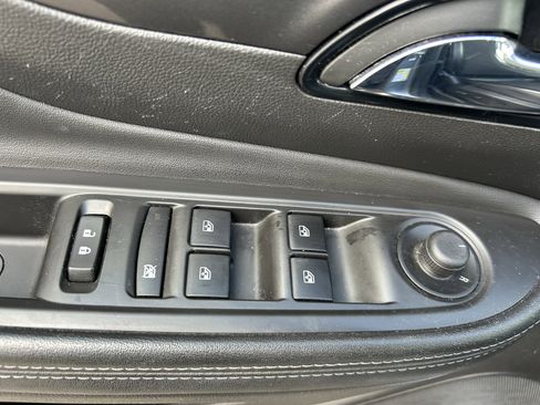 Used 2020 Buick Encore Preferred w/ Safety Package AWD/4WD image 15