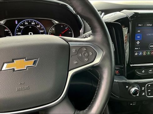 Used 2022 Chevrolet Traverse Premier AWD/4WD image 12