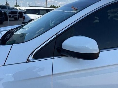 Used 2022 Ford Edge SEL AWD/4WD image 23