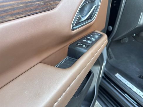 Certified 2023 Chevrolet Tahoe High Country w/ Advanced Technology Package AWD/4WD image 11