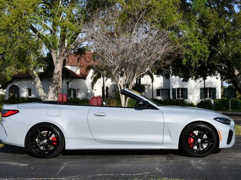 Used 2023 BMW M440i Convertible w/ Premium Package image 41