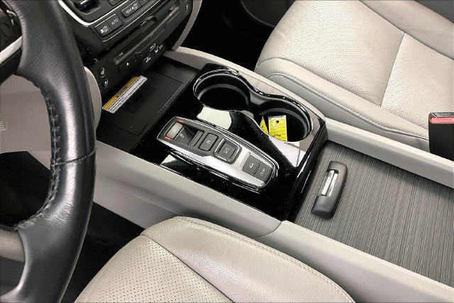 Used 2021 Honda Pilot Elite image 16
