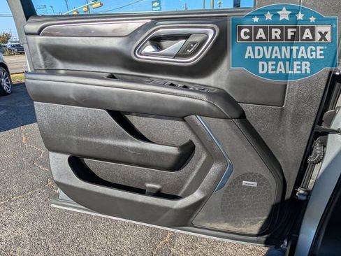 Used 2023 Chevrolet Tahoe Z71 w/ Luxury Package AWD/4WD image 19