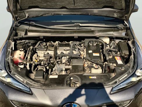 Used 2019 Toyota Prius Limited w/ Premium Convenience Package image 18