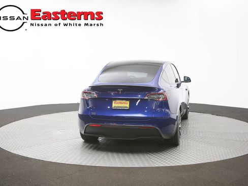 Used 2020 Tesla Model Y Long Range AWD/4WD image 32