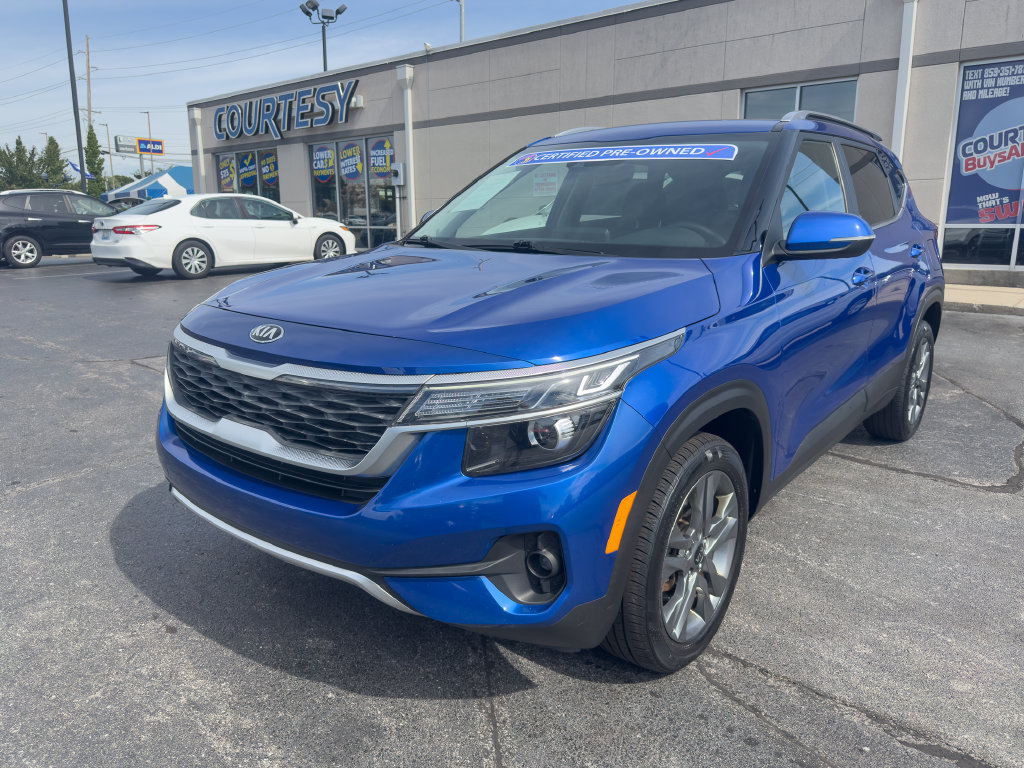 Used 2021 Kia Seltos S FWD image 2