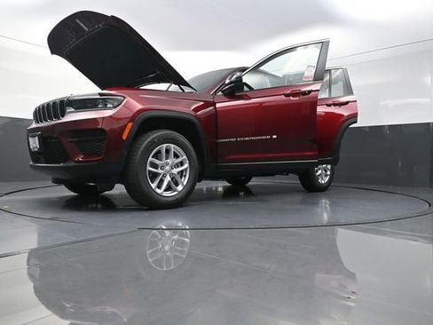 New 2026 Jeep Grand Cherokee Laredo X AWD/4WD image 31