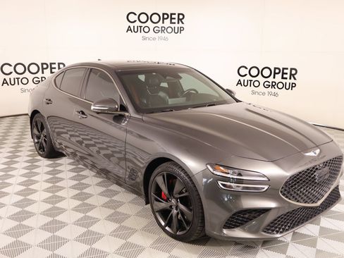 Used 2022 Genesis G70 3.3T RWD image 1