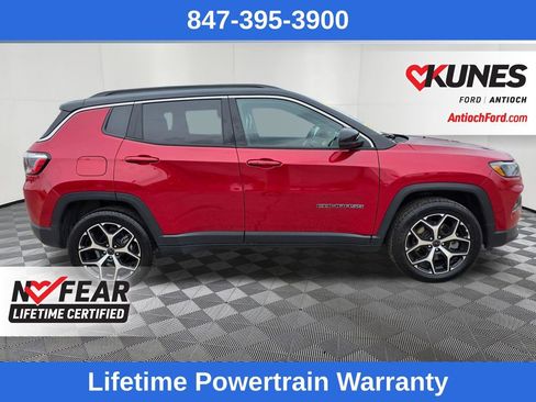 Used 2025 Jeep Compass Limited AWD/4WD image 8