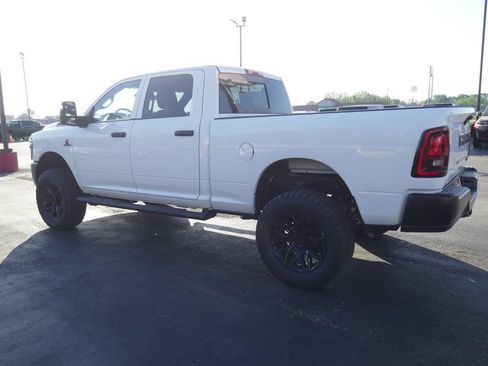 New 2026 RAM 2500 Tradesman AWD/4WD image 7