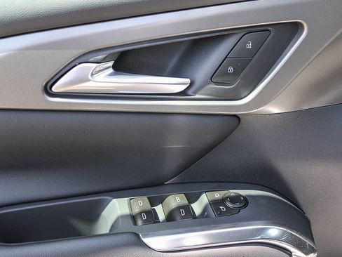 New 2026 Chevrolet Traverse LT w/ LPO, Floor Liner Package FWD image 20