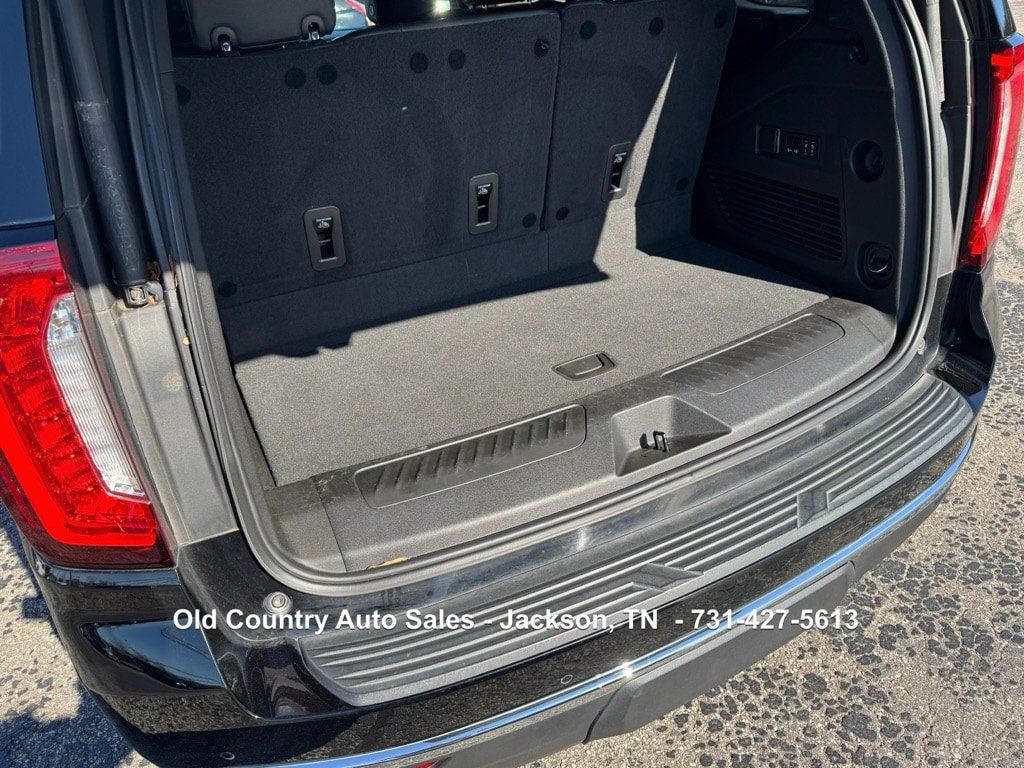 Used 2022 GMC Yukon SLT w/ SLT Luxury Package RWD image 18