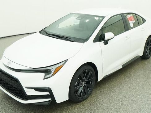 New 2026 Toyota Corolla SE FWD image 1
