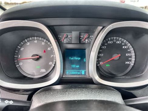 Used 2012 Chevrolet Equinox LT w/ Driver Convenience Package image 19