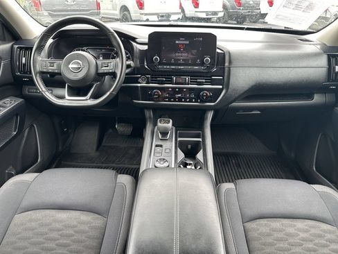 Used 2023 Nissan Pathfinder SV w/ Black Appearance Package AWD/4WD image 14