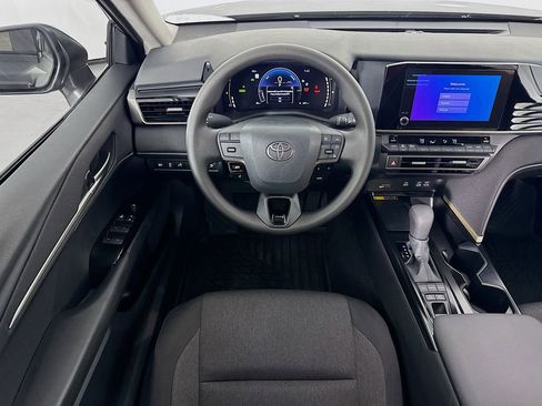 Used 2026 Toyota Camry LE image 24