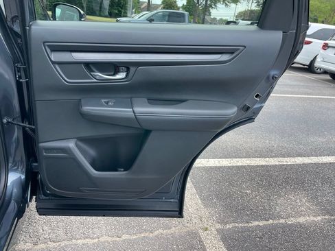 Certified 2025 Honda CR-V EX image 34