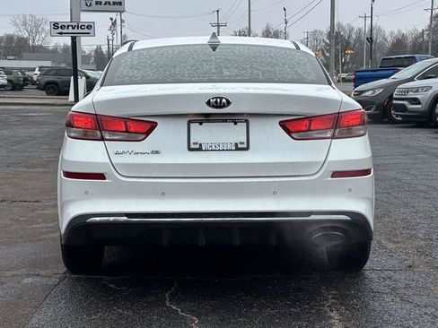 Used 2020 Kia Optima LX image 28