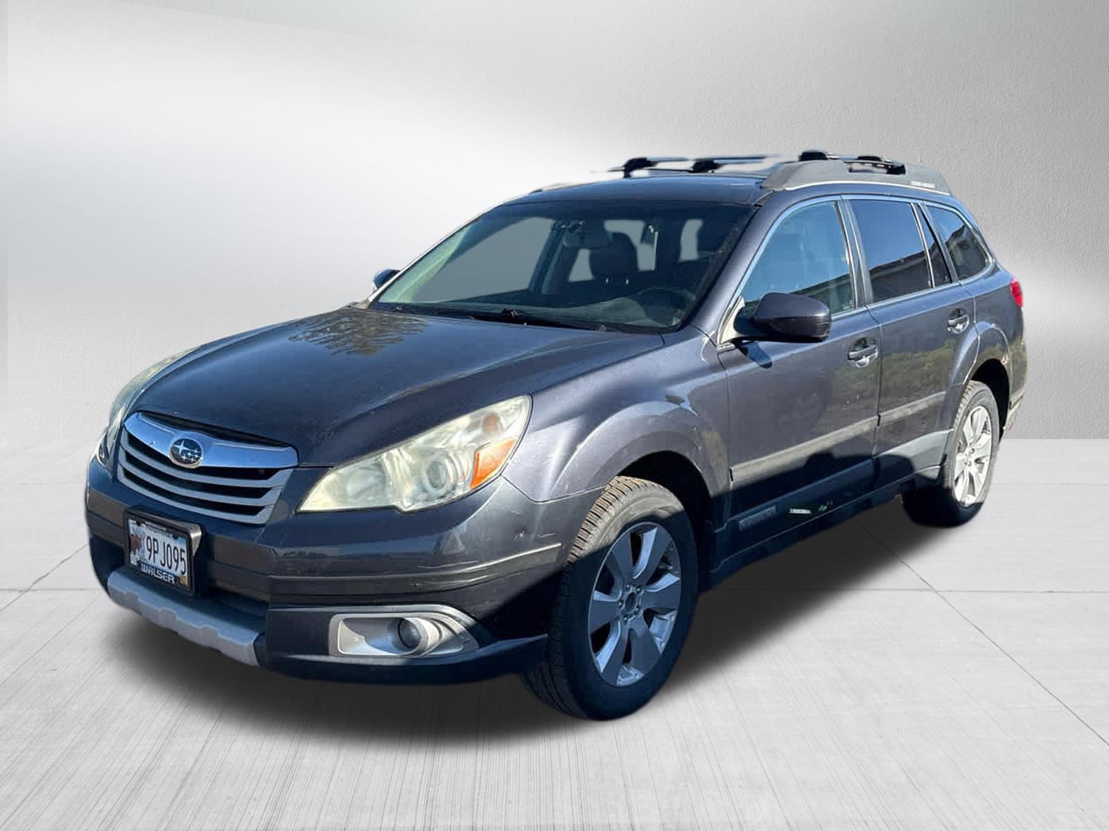 Used 2010 Subaru Outback 2.5i Limited AWD/4WD image 10