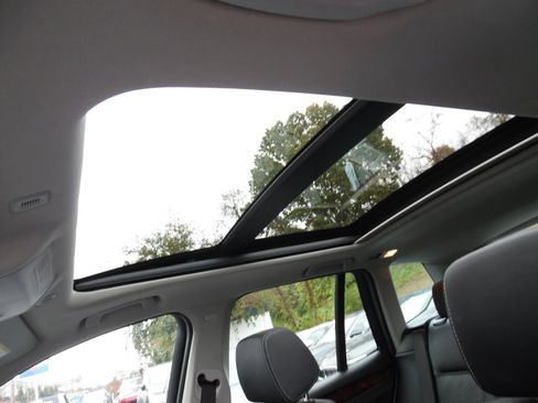 Used 2017 BMW X3 xDrive28i image 16