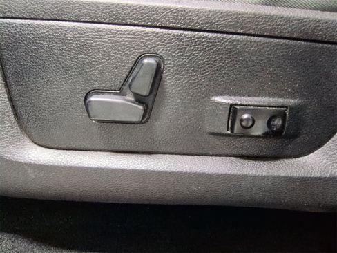 Used 2017 RAM 1500 Big Horn image 18