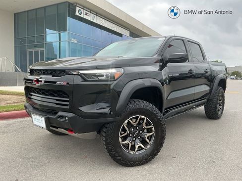 Used 2024 Chevrolet Colorado ZR2 AWD/4WD image 1