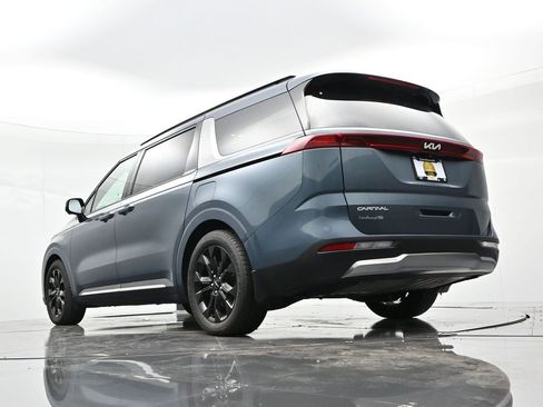 Used 2023 Kia Carnival SX FWD image 37
