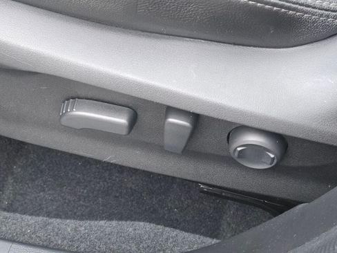 Certified 2023 Subaru Forester Premium AWD/4WD image 24