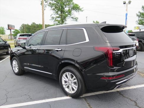 Certified 2024 Cadillac XT6 Luxury FWD image 5