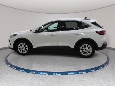 Certified 2023 Ford Escape Active FWD image 9