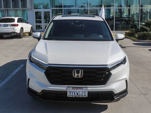 Used 2025 Honda CR-V EX image 2