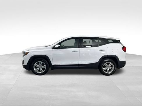 Used 2020 GMC Terrain SLE FWD image 3