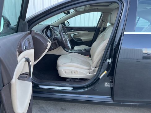 Used 2011 Buick Regal CXL w/ RL5 Preferred Equipment Group FWD image 10
