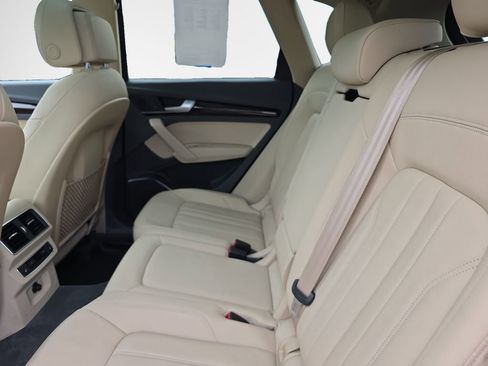 Used 2018 Audi Q5 2.0T Premium Plus w/ Premium Plus Package AWD/4WD image 24