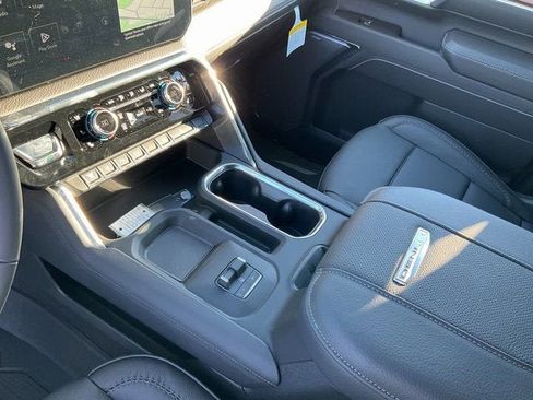 New 2026 GMC Sierra 2500 Denali image 11