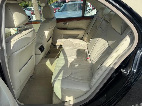 Used 2003 Lexus LS 430 image 14