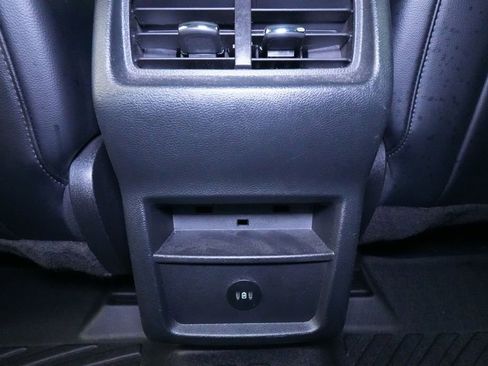 Used 2023 Ford Edge SEL AWD/4WD image 19