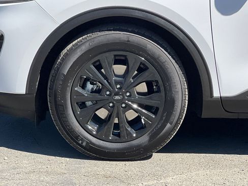 Certified 2022 Ford Escape SE w/ SE Sport Appearance Package image 26