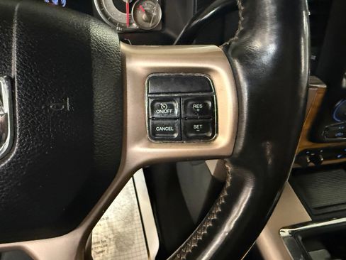 Used 2014 RAM 2500 Longhorn w/ Convenience Group AWD/4WD image 48