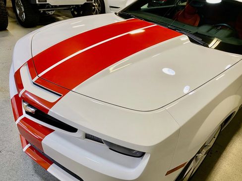 Used 2011 Chevrolet Camaro SS w/ RS Package image 15