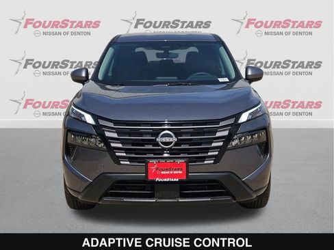 New 2026 Nissan Rogue SV FWD image 10