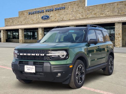 New 2025 Ford Bronco Sport Outer Banks w/ Outer Banks Tech Package+ image 2