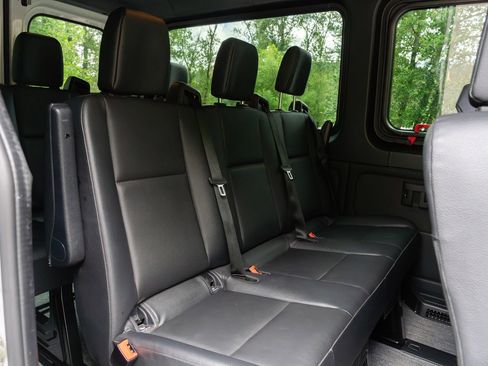 Used 2021 Mercedes-Benz Sprinter 2500 image 11