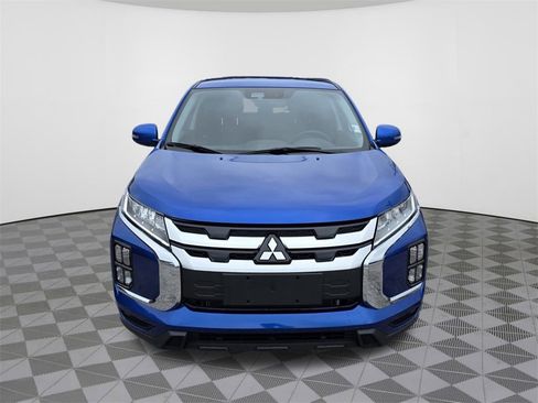 Used 2025 Mitsubishi Outlander Sport SE image 3