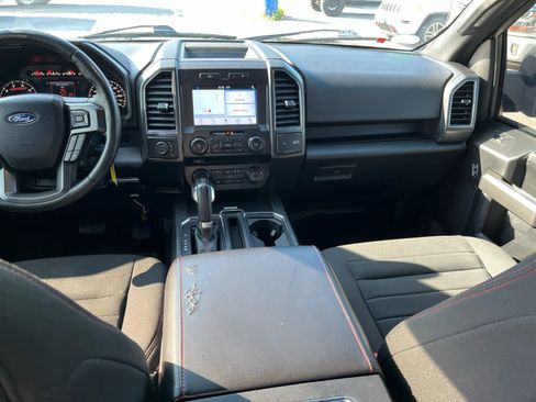Used 2018 Ford F150 XLT w/ Equipment Group 302A Luxury AWD/4WD image 25