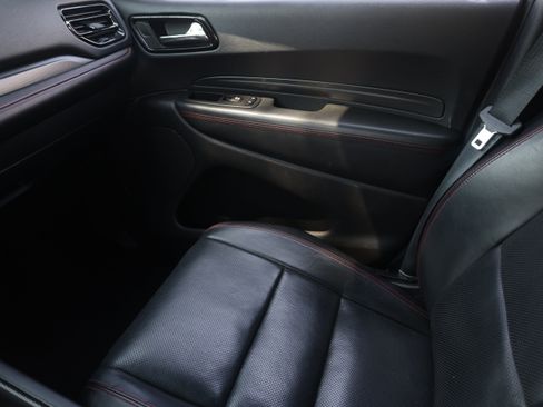 Used 2024 Dodge Durango GT RWD image 13