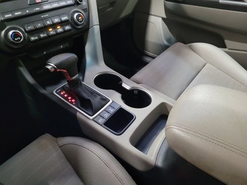 Used 2020 Kia Sportage LX w/ LX Popular Package AWD/4WD image 26