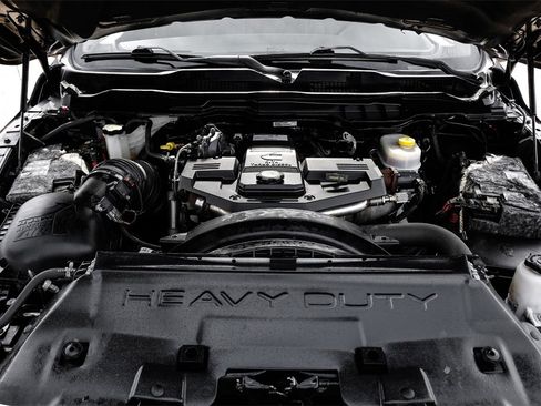 Used 2018 RAM 2500 Tradesman w/ Chrome Appearance Group image 49